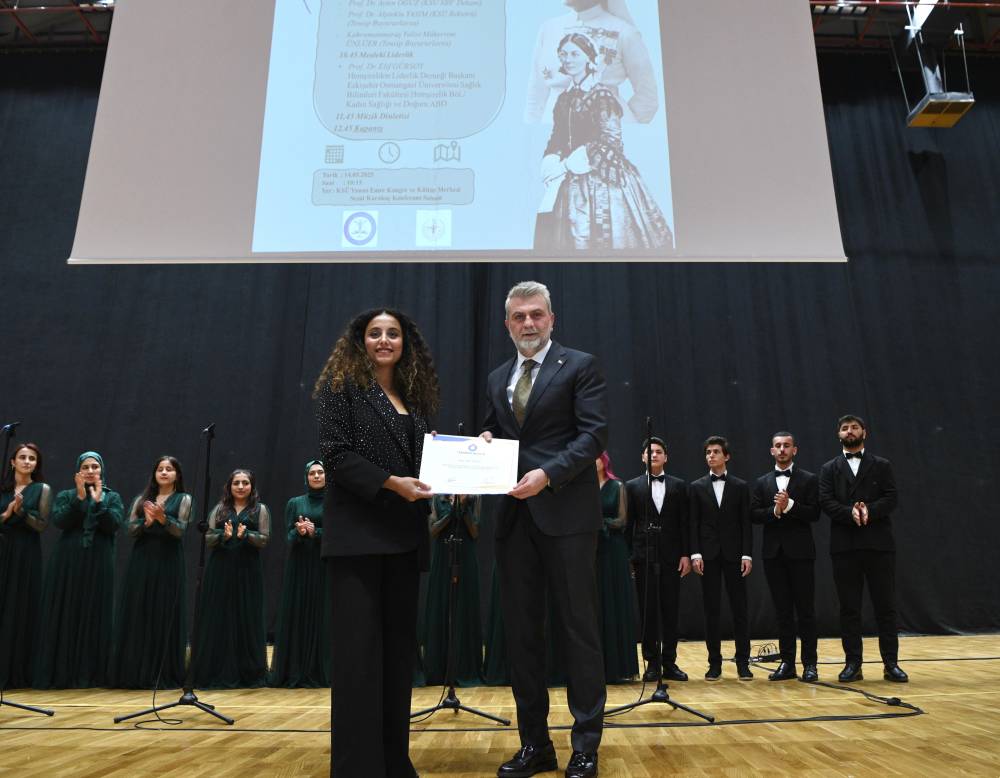 KSÜ tarafından Hemşirelik Haftası kapsamında düzenlenen programa katılan Başkan
Görgel, “Toplum