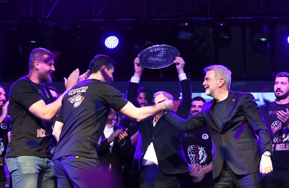 Kipaş İstiklalspor Türkiye Basketbol Ligi’nde...
