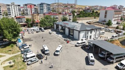 Büyükşehir Belediyesi, Göksun Terminali’nde başlattığı güçlendirme ve yenileme
uygulamalarında sona geldi.