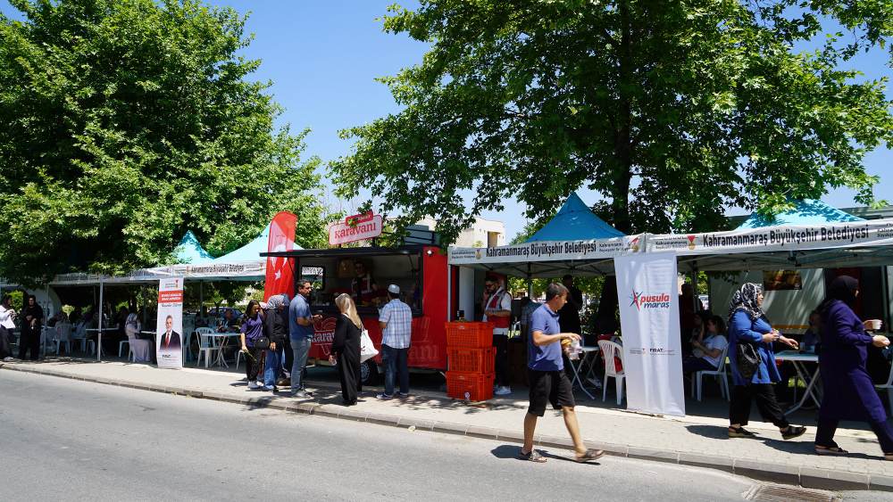 Büyükşehir Belediyesi, bu hafta sonu gerçekleştirilen YKS’de öğrenci ve velilere