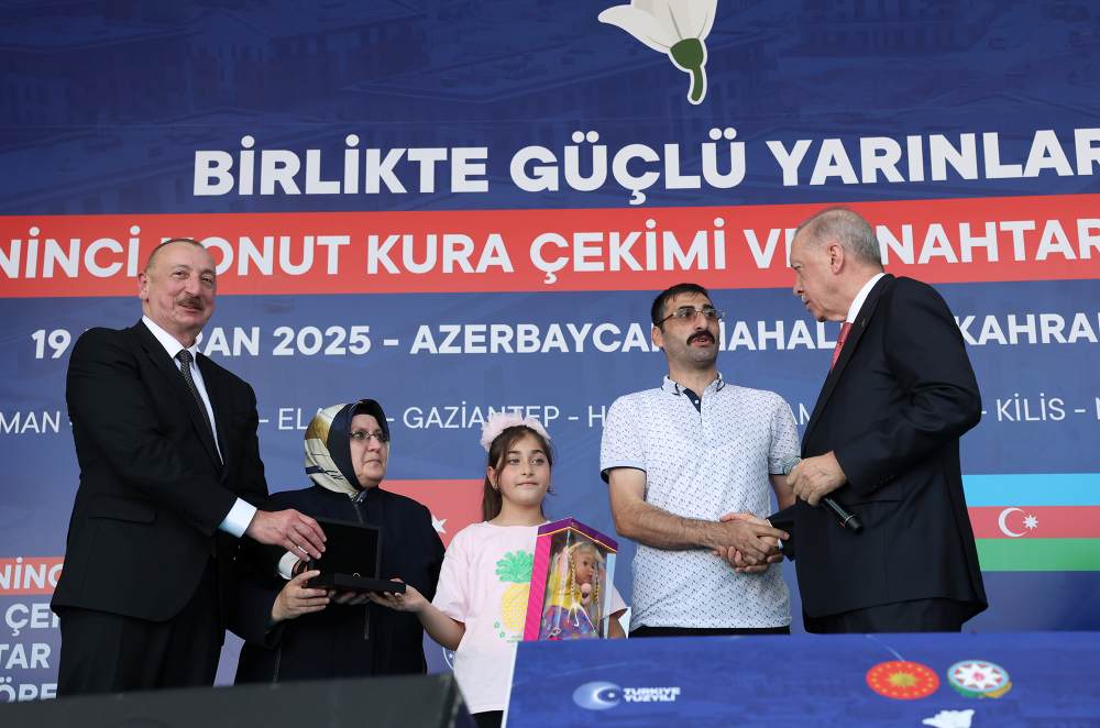 Cumhurbaşkanı Recep Tayyip Erdoğan ve Azerbaycan Cumhurbaşkanı İlham
Aliyev’in teşrifleriyle Azerbaycan