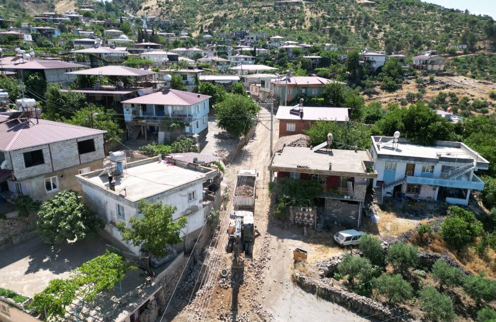 Kahramanmaraş’ın hızla gelişen bölgelerinden biri olan Önsen Mahallesi, Onikişubat Belediyesi’nin
kararlı