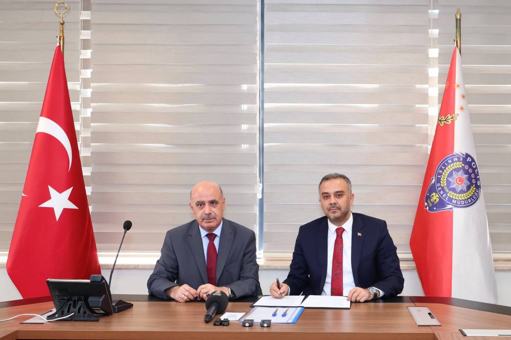 Onikişubat Belediyesi, ilçe genelindeki parkları daha güvenli hâle getirmek için