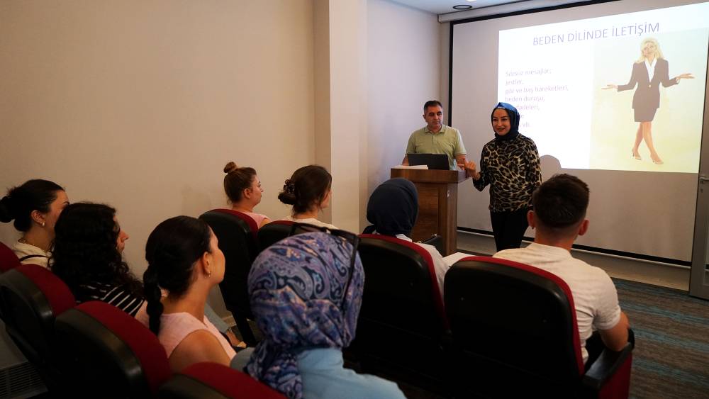 Büyükşehir Belediyesinin Sosyal Girişimcilik Merkezi’nde ücretsiz olarak “Etkili İletişim ve