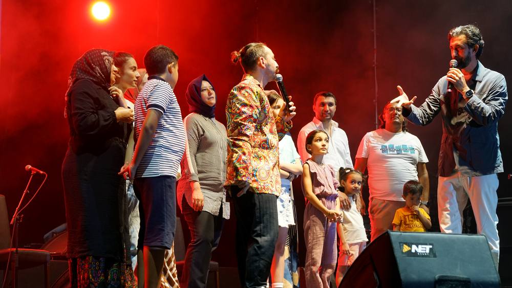 Geleneksel Ağustos Fuarı’nın en sevilen etkinliklerinden biri olan
 “Aileler Yarışıyor”