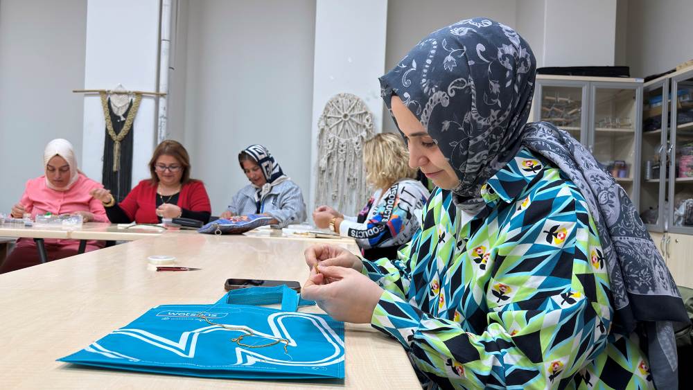 Büyükşehir Belediyesinin Meslek Edindirme Kursları’nda öne çıkan eğitimlerden biri
de takı