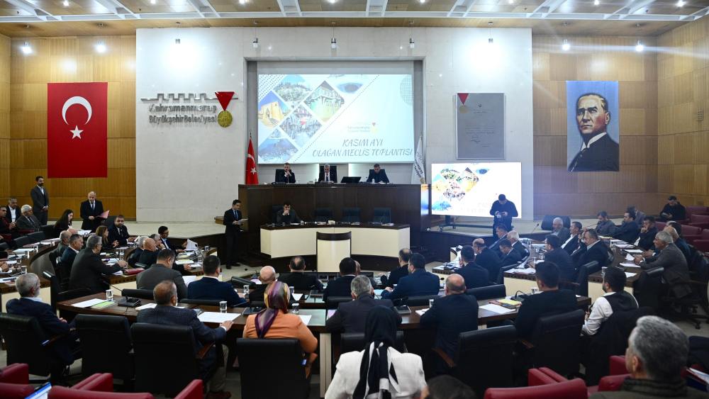 2025 bütçeleri, imar planları ve kent estetiği yönetmeliği mecliste oylandı.
