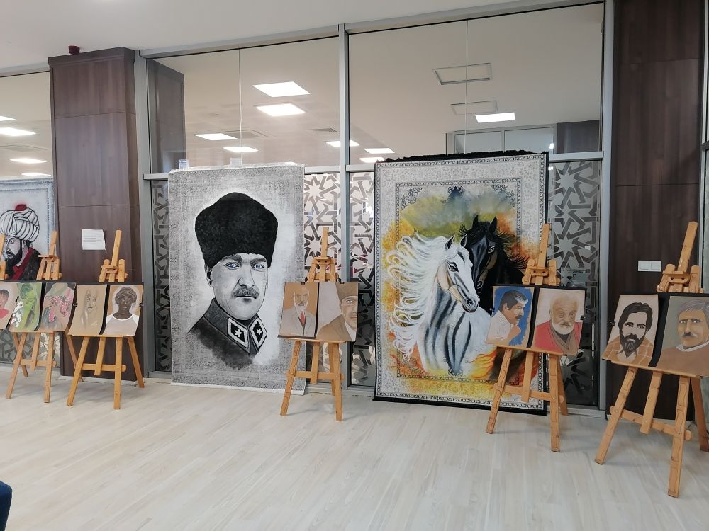 Afşinli ressam Ülger Gülbahar, ilk kişisel resim sergisini Afşin İlçe
