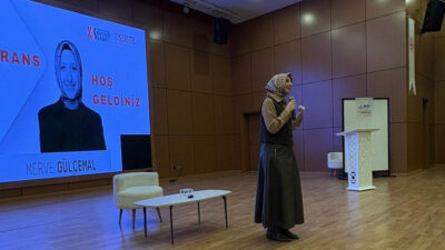 Büyükşehir Belediyesi’nin düzenlediği programda yazar Merve Gülcemal, aile yapısı, 
değerler