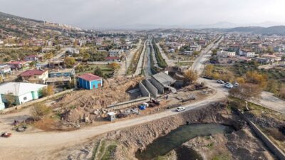 Kahramanmaraş Büyükşehir Belediyesi, Türkoğlu Şekeroba Mahallesi’nde 
yıllardır ihtiyaç duyulan yeni