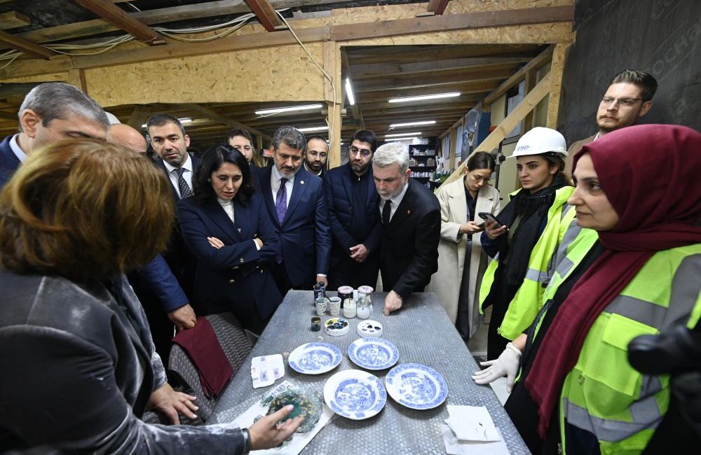 Büyükşehir Belediye Başkanı Fırat Görgel, şehre gelen AK Parti Çevre