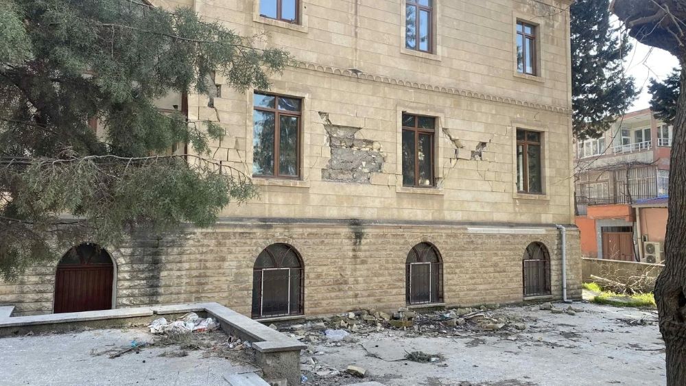 6 Şubat depremlerinde ağır hasar alarak yıkılan Dulkadiroğlu Yenişehir Mahallesi’ndeki