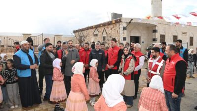 Büyükşehir Belediyesi, Ramazan’ın bereketini sınır ötesine taşıyarak Suriye’nin İdlib şehrinde