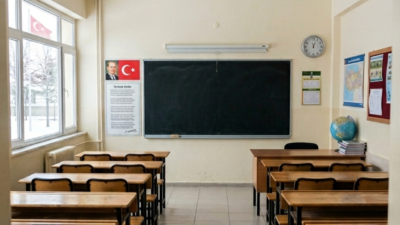 Kahramanmaraş’ta öğrenciler ve veliler, 1 Mayıs Emek ve Dayanışma Günü