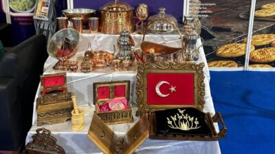 Antalya’da düzenlenen Yöresel Ürünler Fuarı’nda (YÖREX) stant açan Kahramanmaraş Büyükşehir