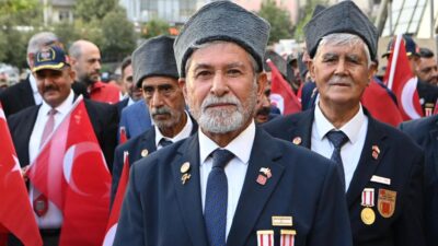 Vali Mükerrem Ünlüer, Başkan Fırat Görgel ve kent protokolünün katılımıyla