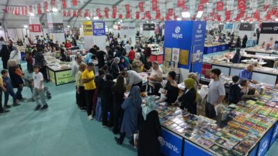 Anadolu’nun en büyük kitap organizasyonu olan 11. Uluslararası Kahramanmaraş Kitap