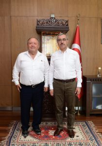 Büyükşehir Belediye Başkanı Hayrettin Güngör; Kadirli Belediye Başkanı Ömer Tarhan,