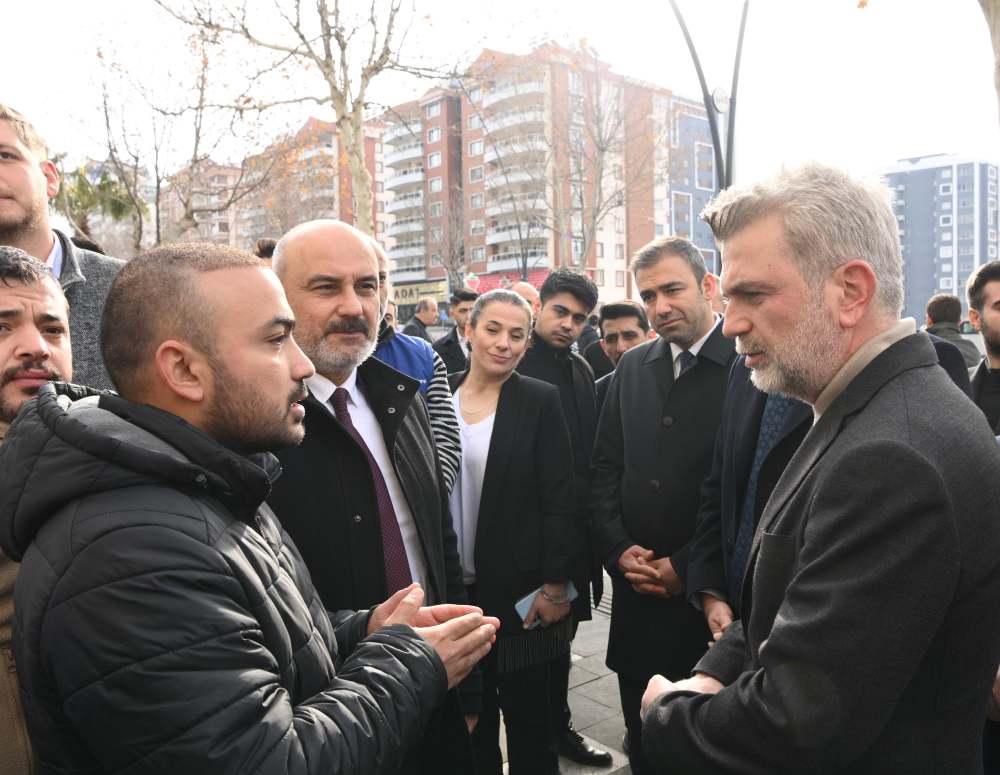 Kahramanmaraş Büyükşehir Belediye Başkanı Fırat Görgel, şehrin farklı noktalarında gerçekleştirdiği