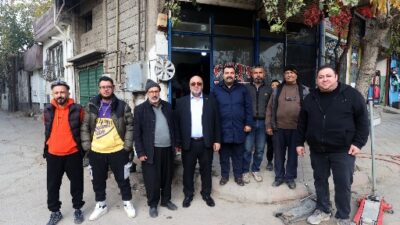 Dulkadiroğlu Belediye Başkanı Mehmet Akpınar, Sakarya Mahallesi Muhtarı Resul Karademir