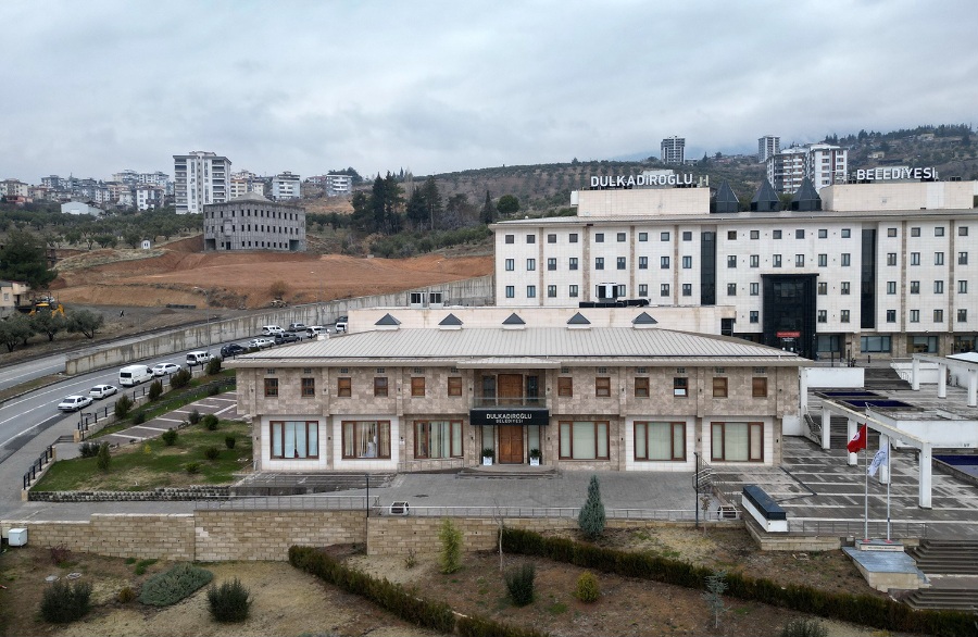 Dulkadiroğlu Belediyesi devam etmekte olan altyapı ve üstyapı çalışmaları hakkında