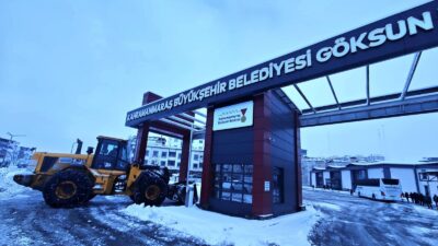 Büyükşehir Belediyesi, ilçelerde ve kırsal mahallelerde yeniden etkisini gösteren kar
yağışı