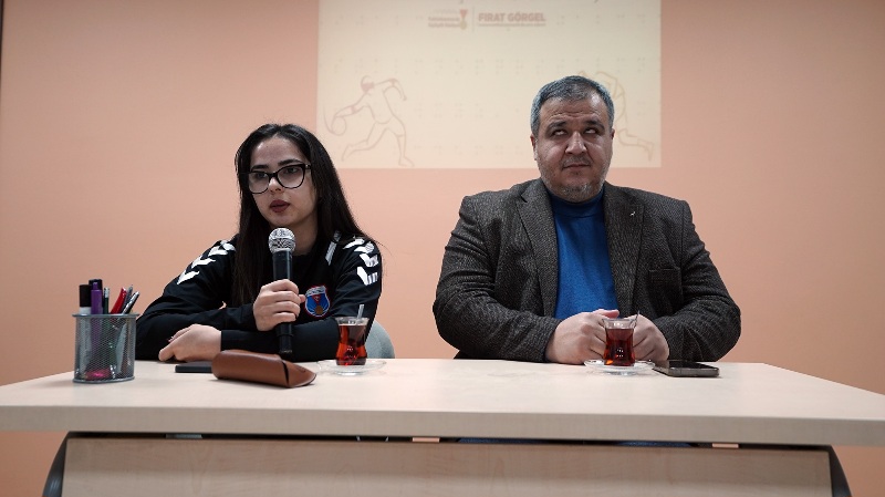 Büyükşehir Belediyesi, Görme Engelliler Haftası kapsamında düzenlenen etkinlikte şampiyon sporcu