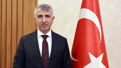 Asrın felaketini yaşamış; sabrıyla, vakarıyla ve sarsılmaz inancıyla yeniden ayağa