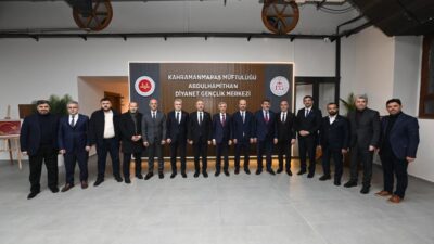 6 Şubat depremlerinin ardından yeniden ayağa kalkan şehirde; 
98 cami,