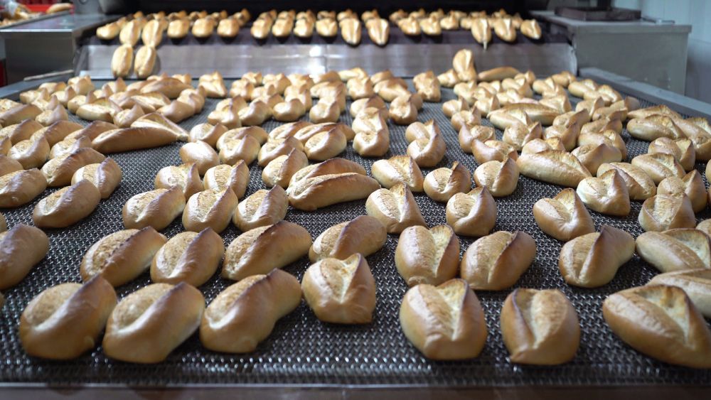 Büyükşehir Belediyesi, Ramazan ayında günlük 50 bin ekmek ve unlu