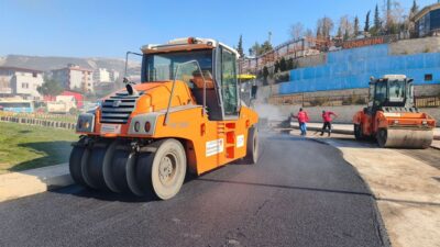 Büyükşehir Belediyesi, Dulkadiroğlu’nun en önemli ulaşım aksları arasında yer alan
Salman
