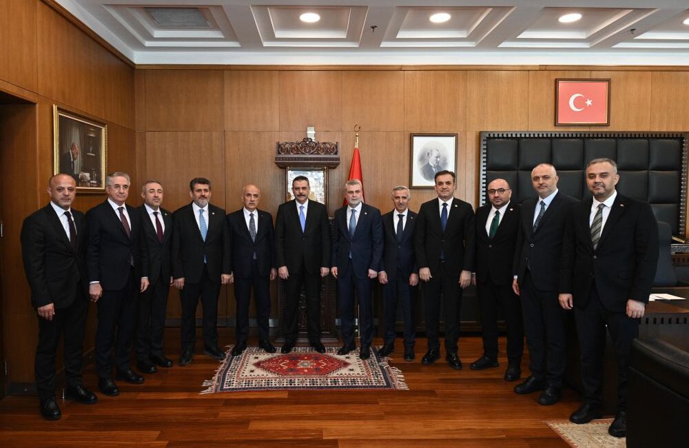 Büyükşehir Belediye Başkanı Fırat Görgel, İçişleri Bakanı olarak atanmasının ardından
ilk