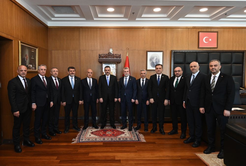 Büyükşehir Belediye Başkanı Fırat Görgel, İçişleri Bakanı olarak atanmasının ardından
ilk