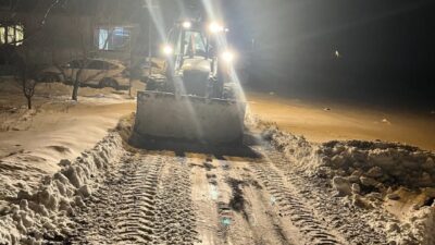 Kahramanmaraş Büyükşehir Belediyesi, Göksun’un kırsal mahallelerinde etkisini sürdüren kar yağışına
