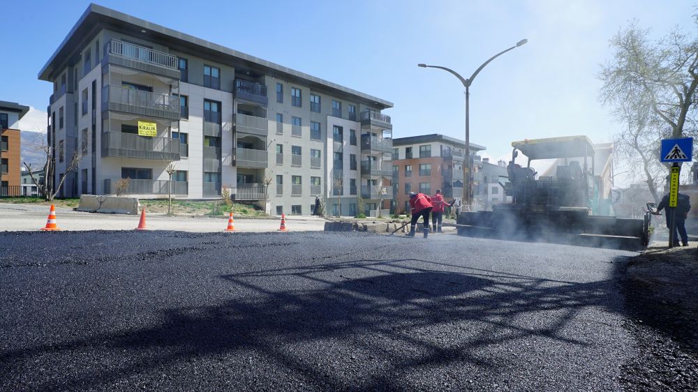 Kahramanmaraş Büyükşehir Belediyesi, şehrin en işlek güzergahlarından biri olan Kuddusi