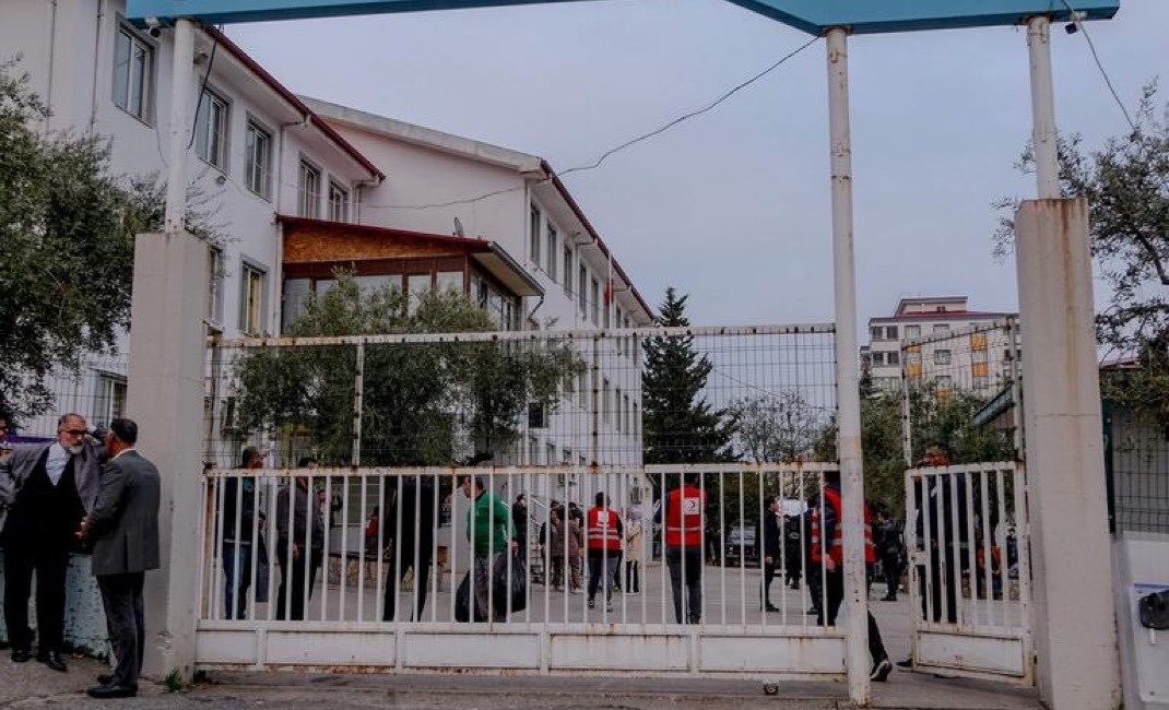 Ayser Çalık Ortaokulu Saldırganının Annesi Neden Tutuklandı?