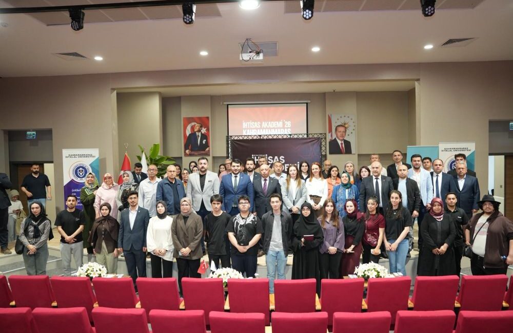 Kahramanmaraş İstiklal Üniversitesi (KİÜ) Rektörü Prof. Dr. İsmail Bakan, TÜGVA