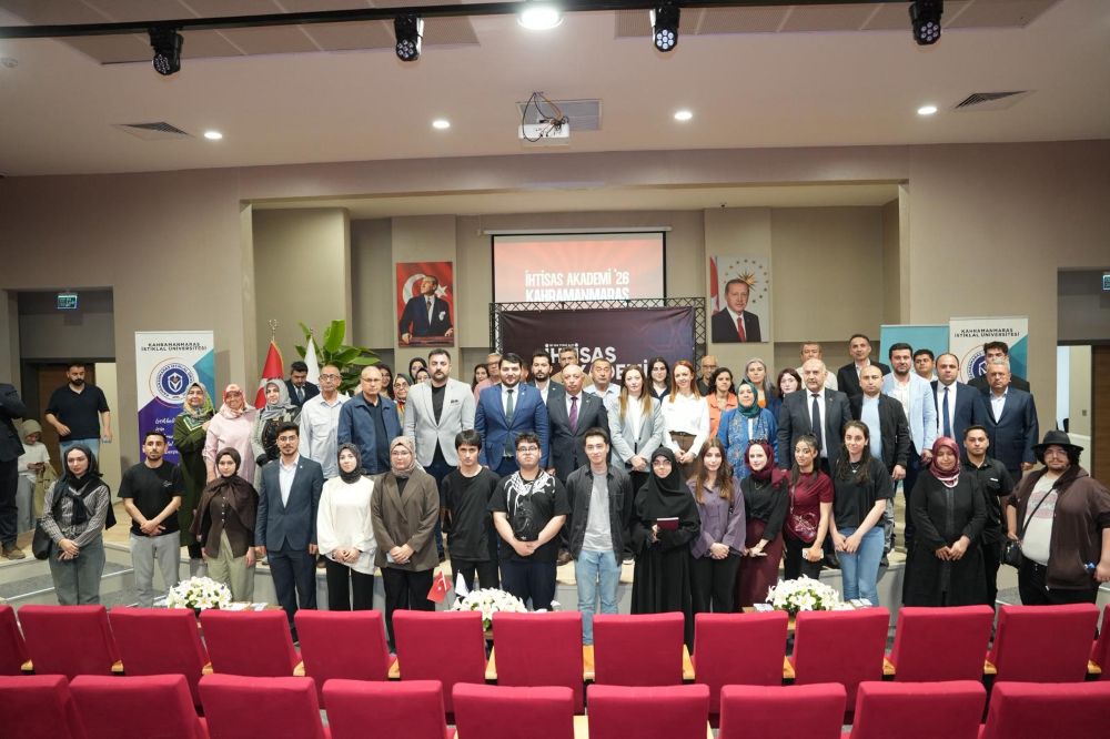 Kahramanmaraş İstiklal Üniversitesi (KİÜ) Rektörü Prof. Dr. İsmail Bakan, TÜGVA