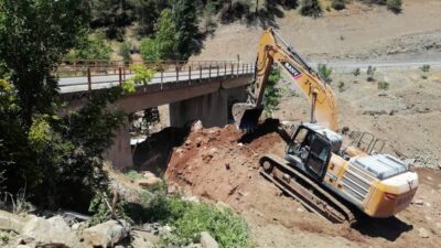 Kahramanmaraş Büyükşehir Belediyesi, ulaşım altyapısını güçlendirmek amacıyla Dulkadiroğlu ilçesi Bertiz