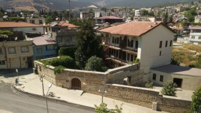 Büyükşehir Belediyesi, Dulkadiroğlu Kayabaşı Mahallesi’nde yer alan Tarihi Kocabaş
Konağı’nı restore