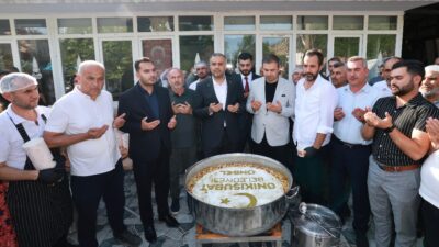 Onikişubat Belediye Başkanı Hanifi Toptaş, Muharrem ayı dolayısıyla Tekir Mahallesi’nde