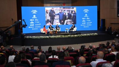 Çevre, Şehircilik ve İklim Değişikliği Bakanı Murat Kurum’un katılımıyla düzenlenen
“Dirençli