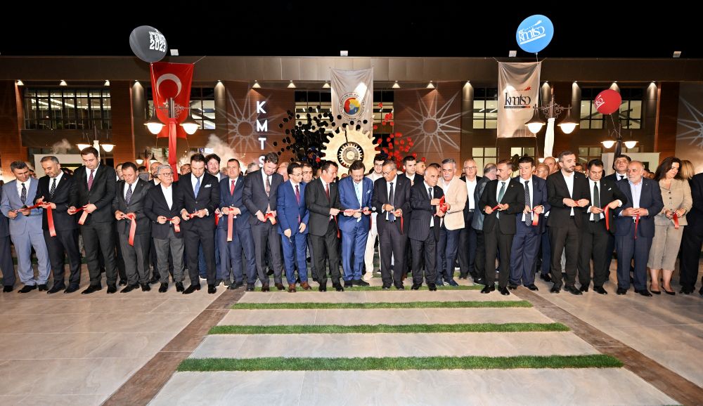 Modern mimarisi ve teknolojik altyapısıyla hizmete giren yeni bina; kentin
