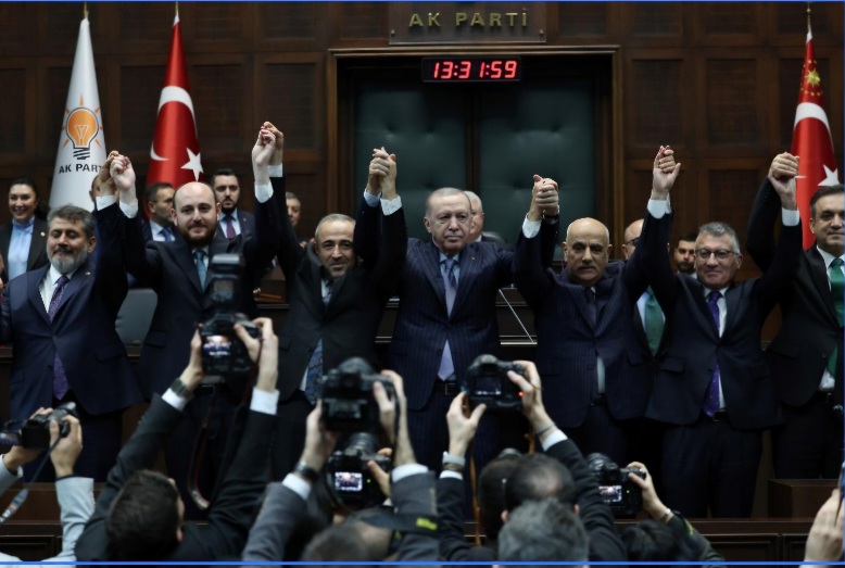 AK Parti’nin kuruluşunun 25. yıl dönümü dolayısıyla mesaj yayımlayan Ak