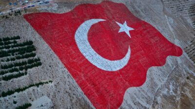 Onikişubat Belediyesi öncülüğünde 30 Ağustos Zafer Bayramı’nın anlam ve önemine