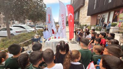 Büyükşehir Belediyesi ve paydaş kurumlar iş birliğiyle Piazza AVM’de düzenlenen
TÜBİTAK