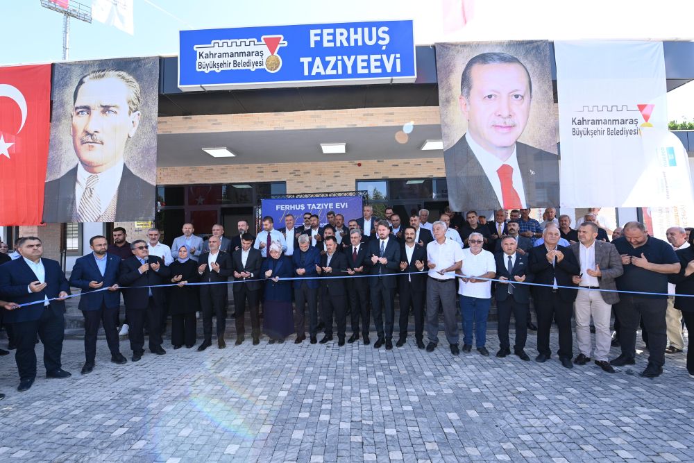 Büyükşehir Belediyesi tarafından Karacasu Ferhuş Mahallesi’nde hayata geçirilen
taziyeevi, hizmete açıldı.