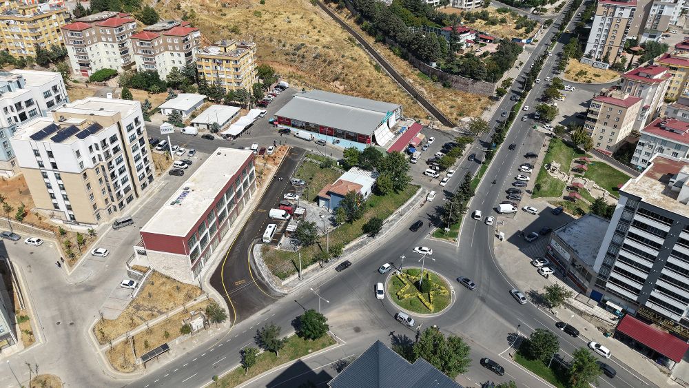 Necip Fazıl Kısakürek Kültür Merkezi ve meydan projesi kapsamında mevcut