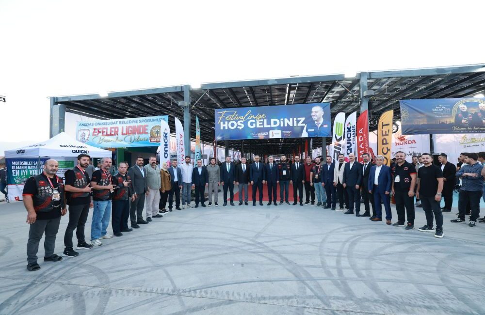 Onikişubat Belediyesi’nin destekleri, Quick Sigorta’nın ana sponsorluğu ve Türkchopper
Kahramanmaraş Motosiklet