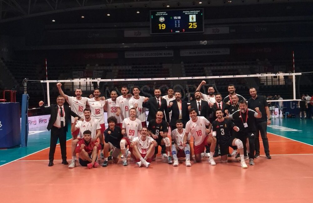Ankara’daki grup maçlarında Altekma ve Gaziantep Gençlikspor'u devirerek çeyrek finale